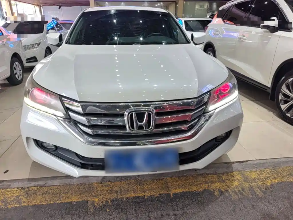 Honda Accord 2016 — фото 3