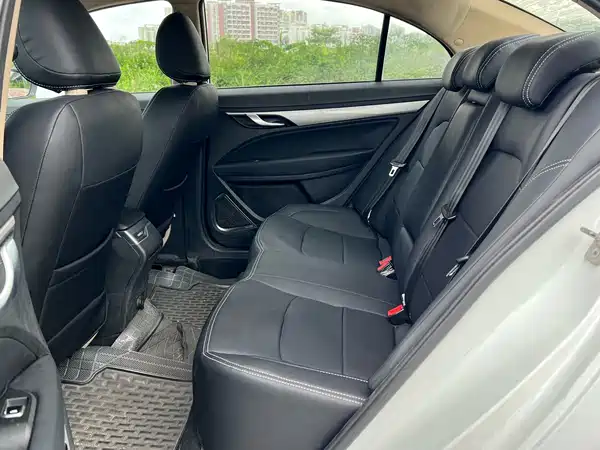 Geely Emgrand 2018