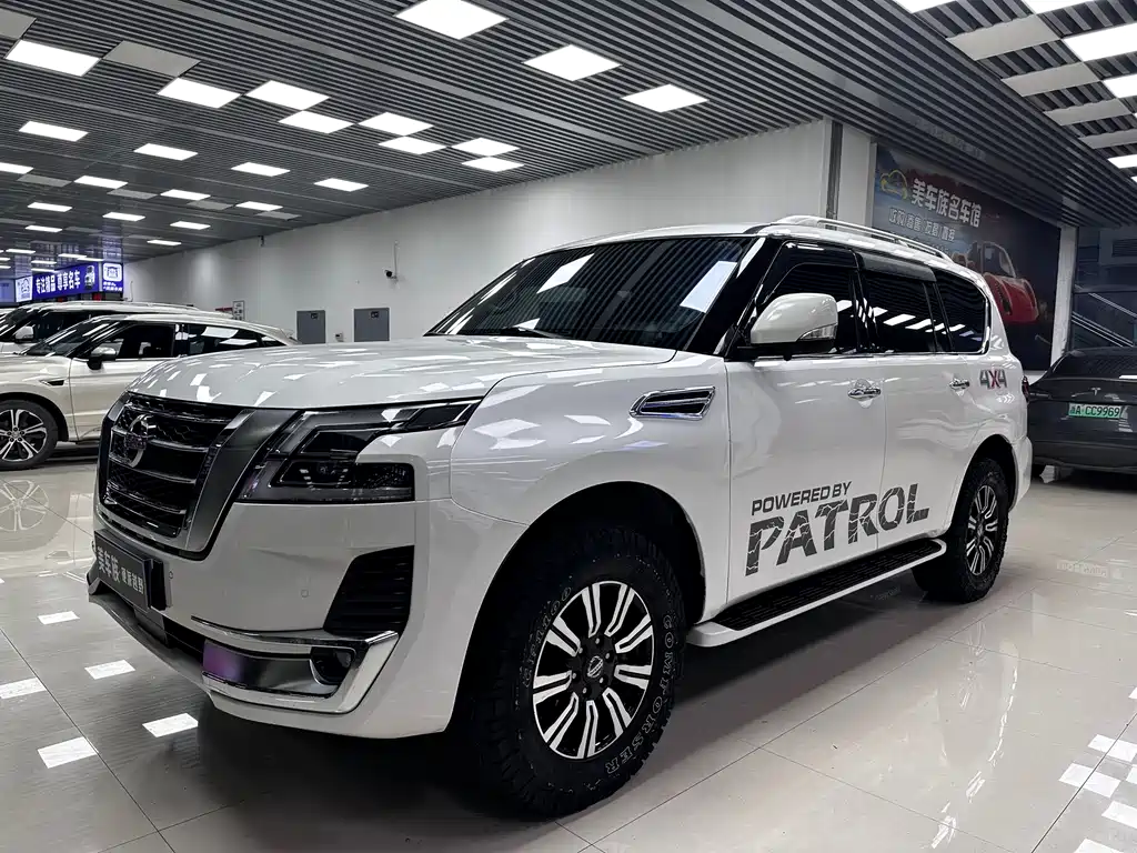 Nissan Patrol 2020 — фото 1