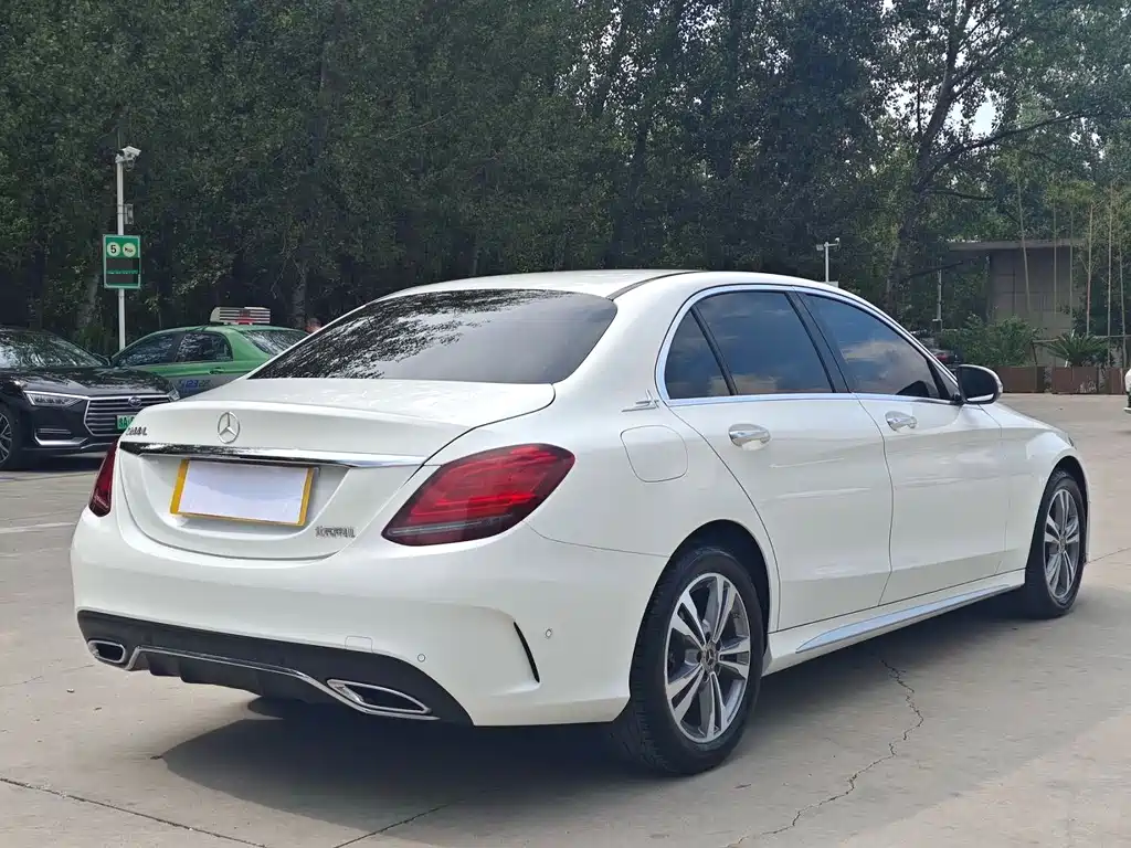 Mercedes-Benz C-Class 2020 — фото 10