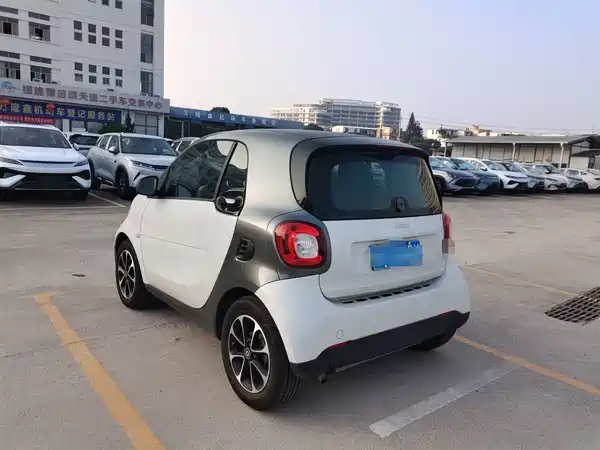 smart fortwo 2016