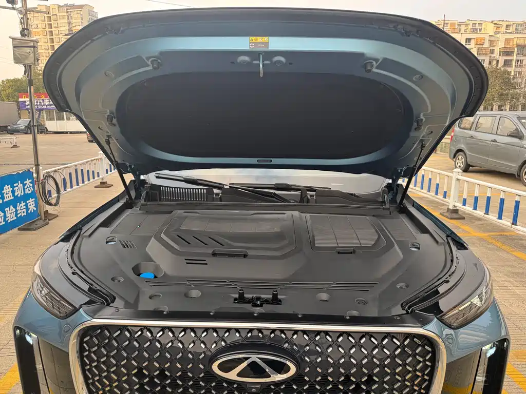 Chery Tiggo 8 PLUS C-DM 2025 — фото 21