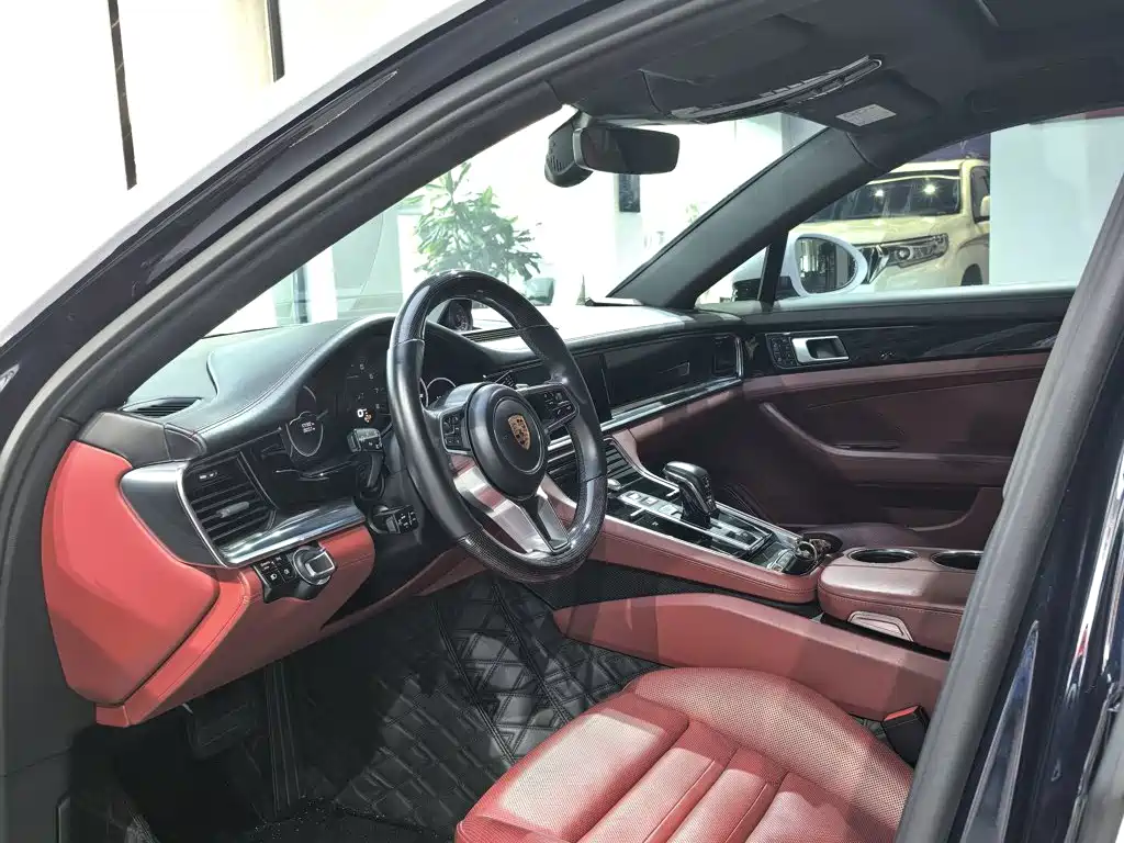 Porsche Panamera 2020 — фото 11