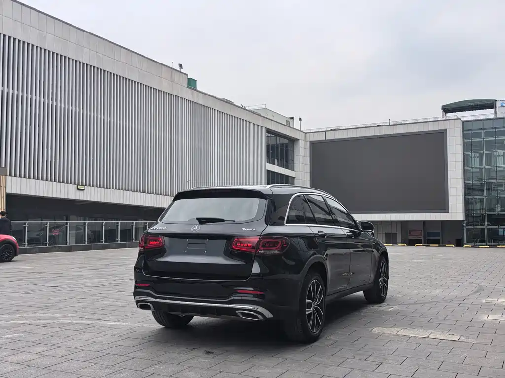 Mercedes-Benz GLC 2022 — фото 18