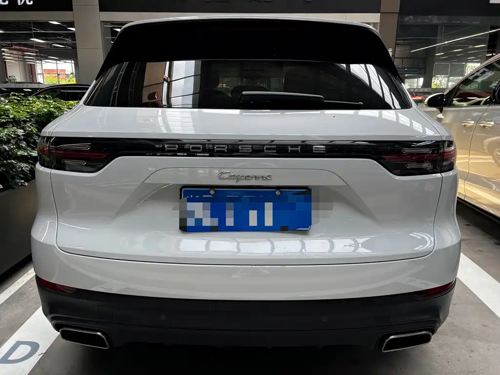 Porsche Cayenne 2018 — фото 18