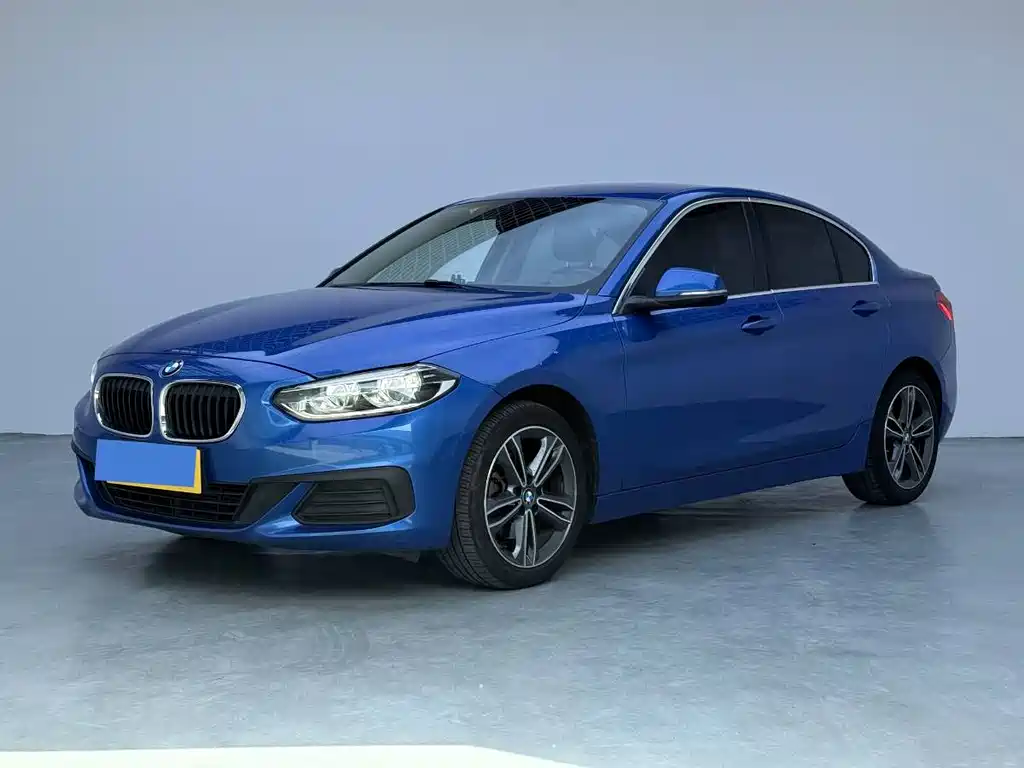 BMW 1 Series 2020 — фото 1