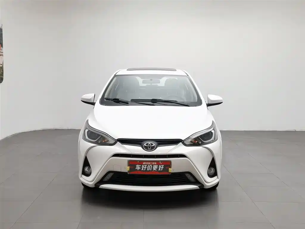 Toyota Yaris L 2017 — фото 3