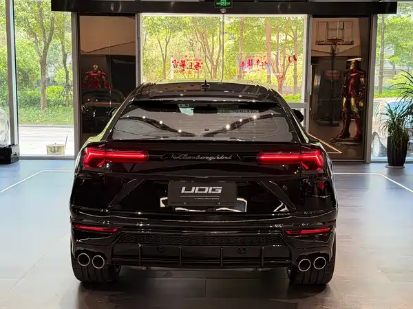 Lamborghini Urus 2022