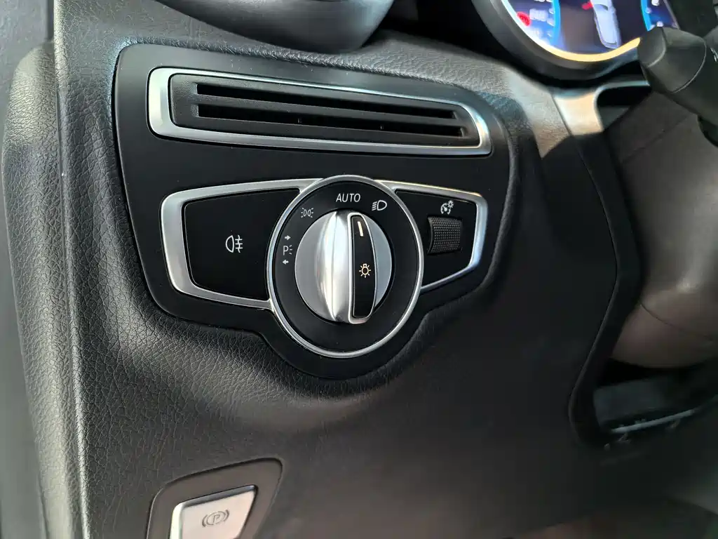 Mercedes-Benz GLC 2021 — фото 10