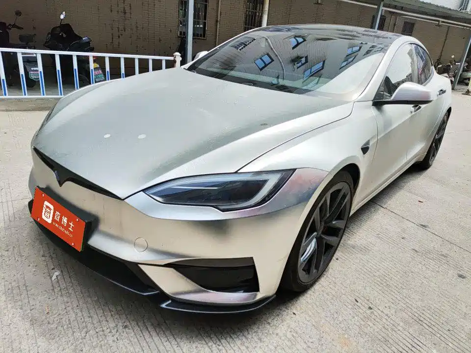Tesla Model S 2023