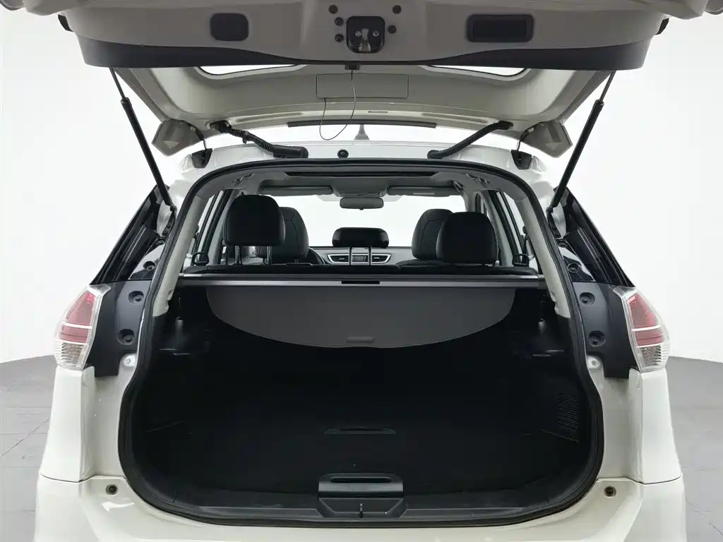 Nissan X-Trail 2017 — фото 16