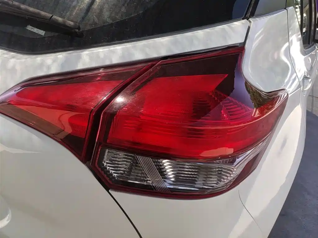 Nissan Kicks 2018 — фото 8