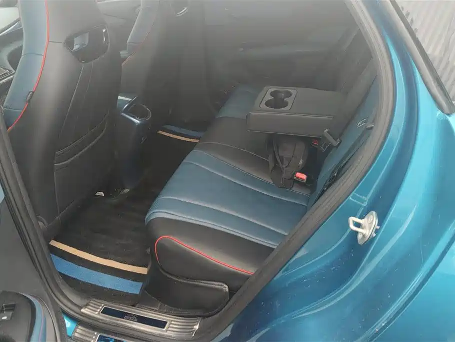 BYD Dolphin 2023 — фото 11