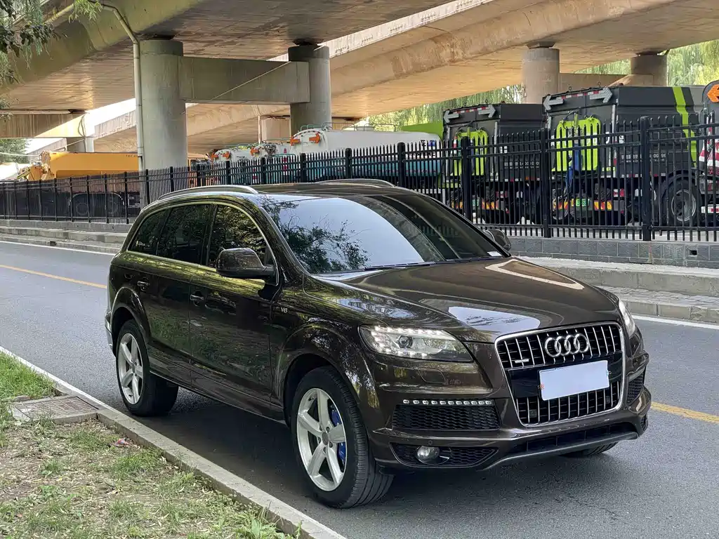 Audi Q7 2015 — фото 2