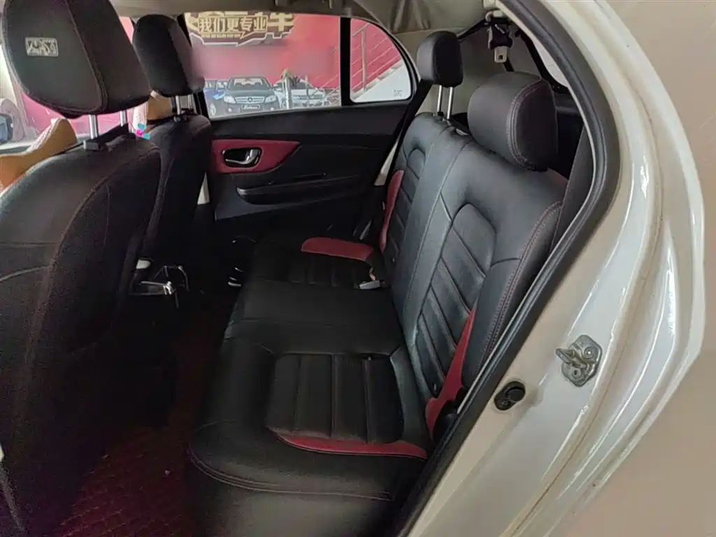 Haval H1 2015 — фото 17