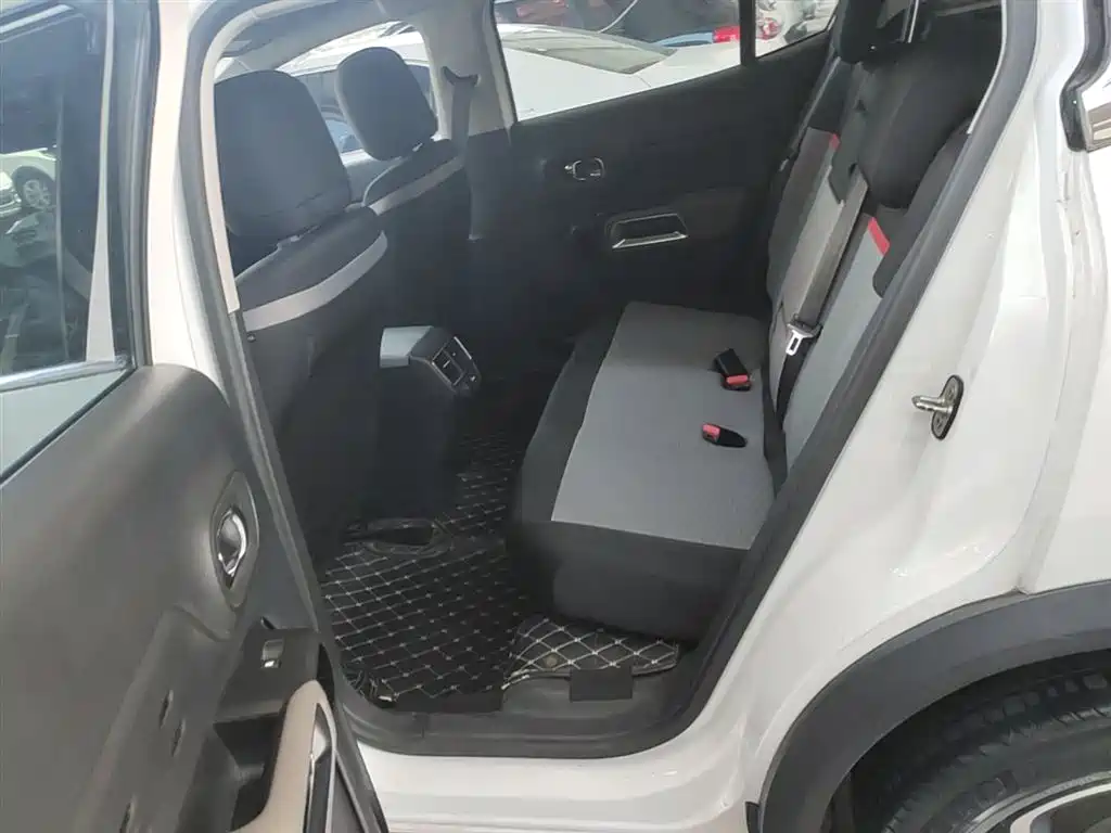 Citroen C5 AIRCROSS 2021 — фото 17