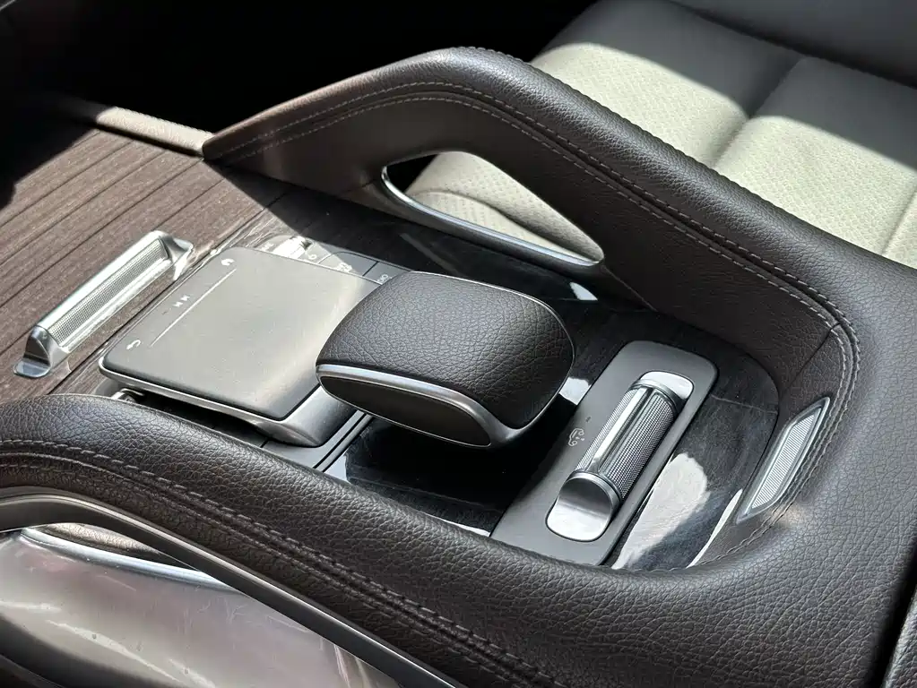 Mercedes-Benz GLS 2022 — фото 23