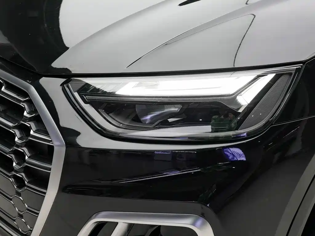 Audi Q5L 2022 — фото 3