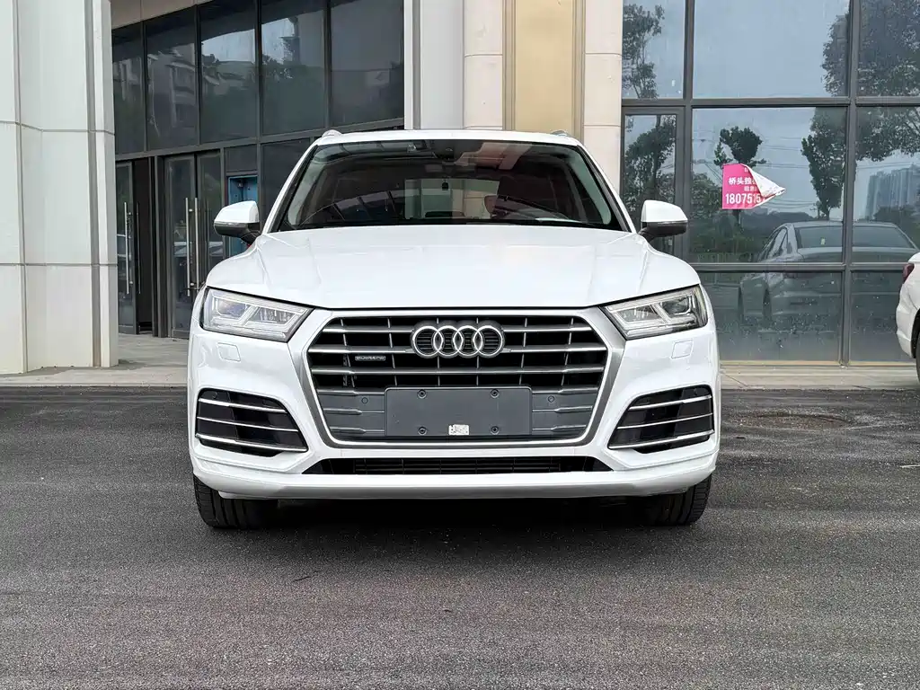 Audi Q5L 2019 — фото 2