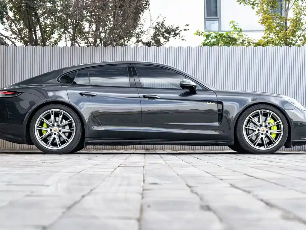 Porsche Panamera Hybrid 2022 — фото 5