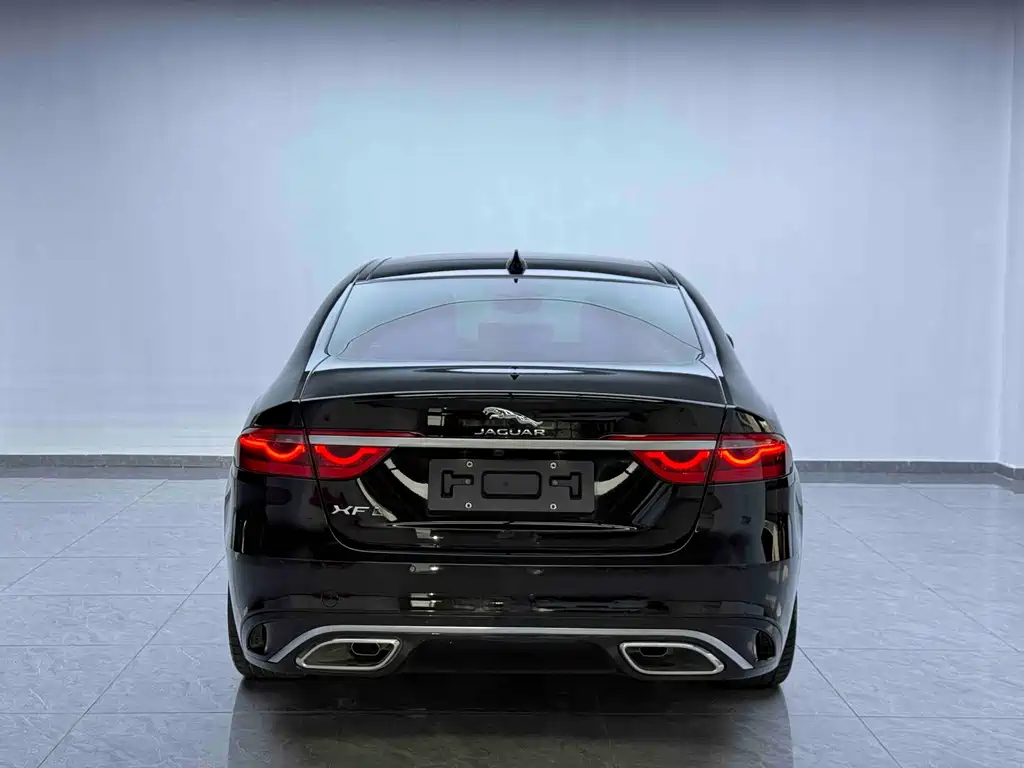 Jaguar XFL 2023 — фото 14