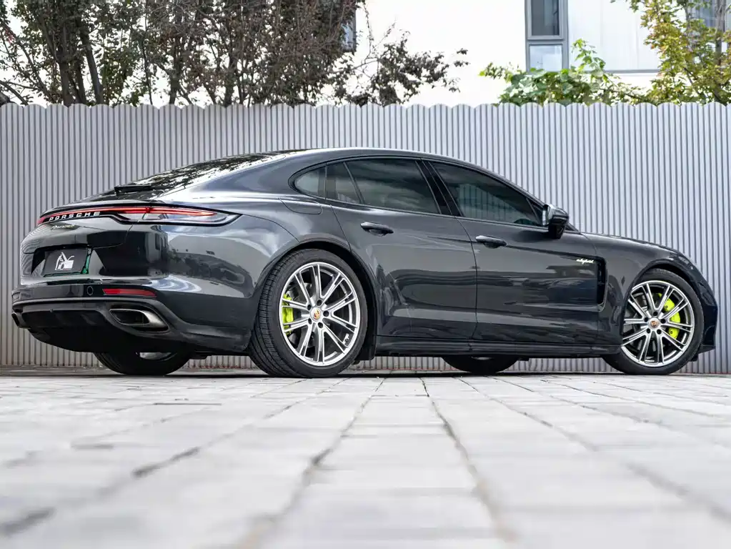 Porsche Panamera Hybrid 2022 — фото 3