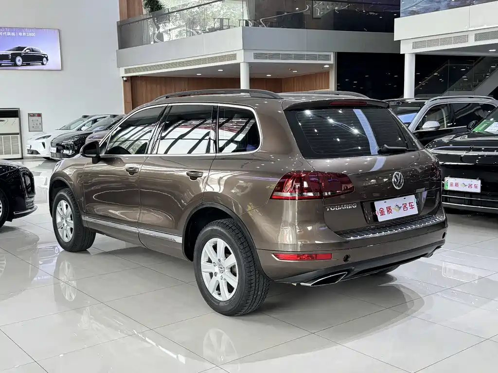 Volkswagen Touareg 2014 — фото 9