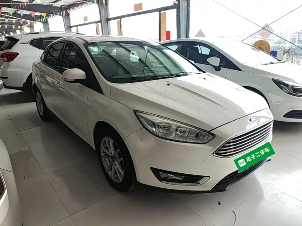 Ford Focus 2017 — фото 23