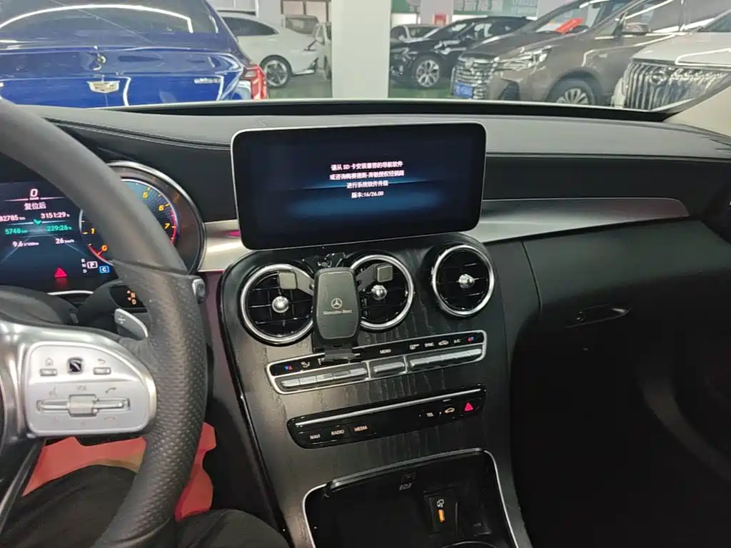 Mercedes-Benz C-Class 2020 — фото 13