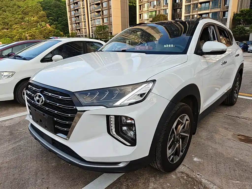 Hyundai Tucson 2020 — фото 2