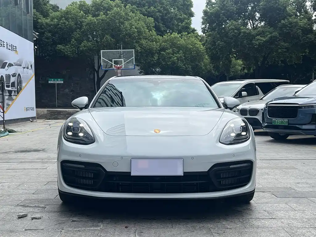 Porsche Panamera 2021 — фото 2
