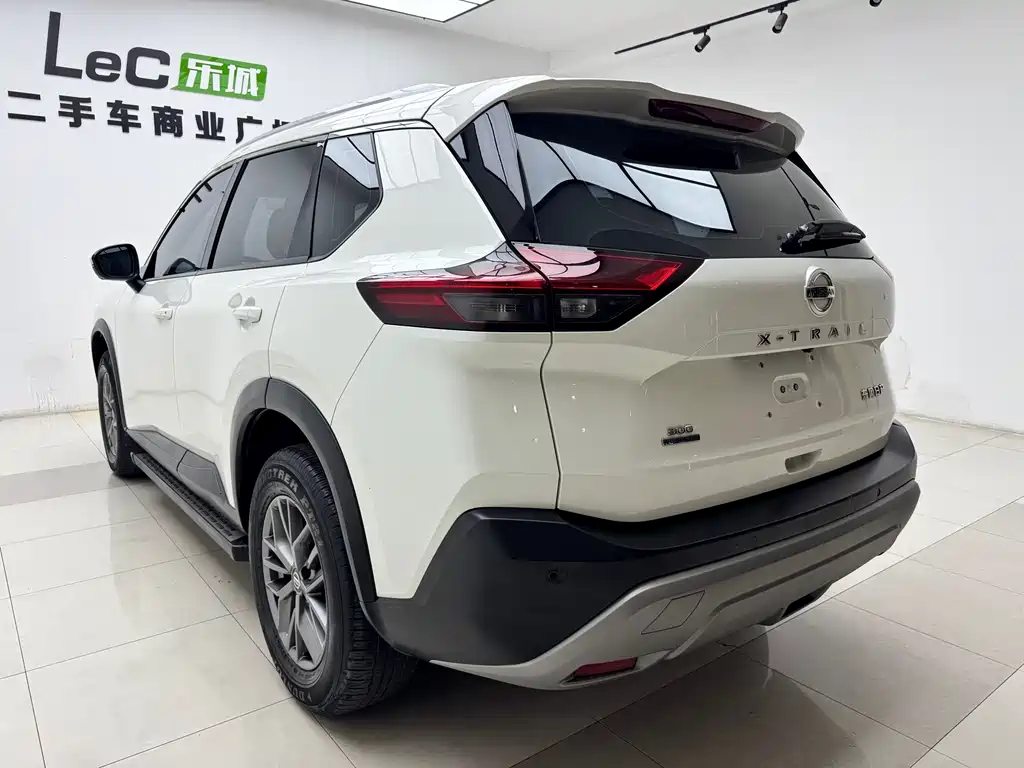 Nissan X-Trail 2021 — фото 18