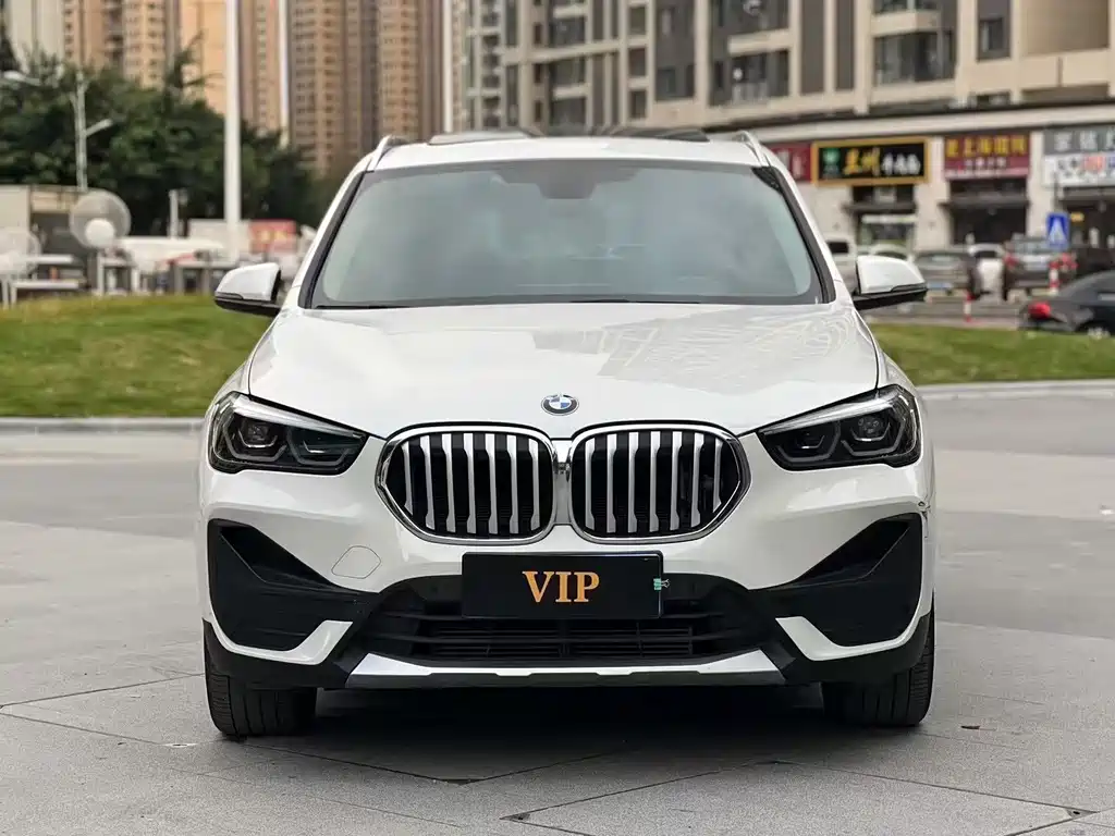 BMW X1 2023 — фото 1