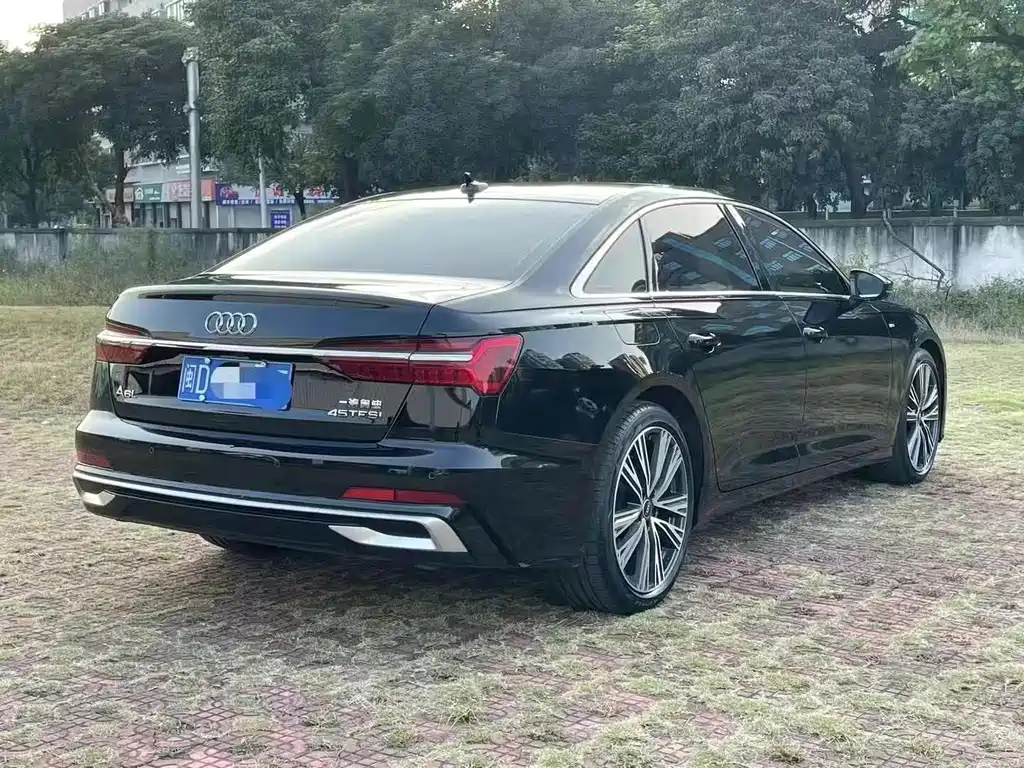 Audi A6L 2023 — фото 7