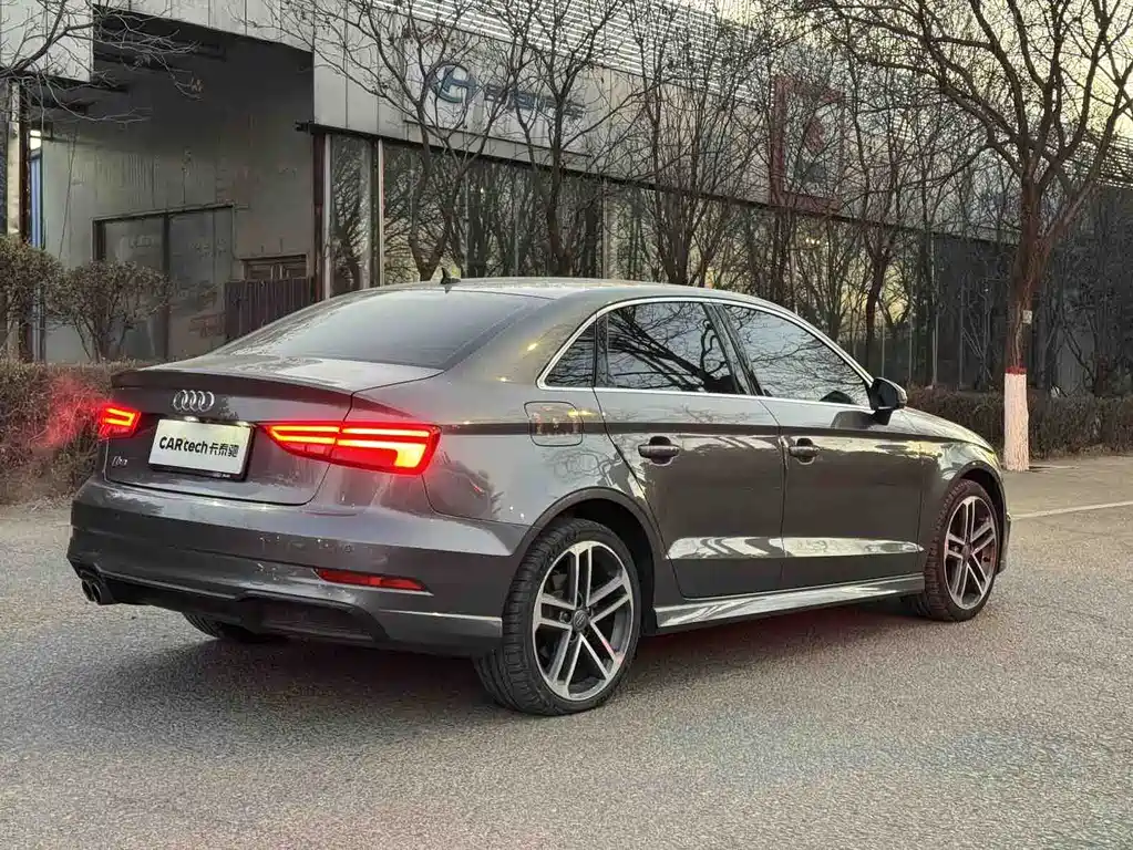 Audi A3 2020 — фото 4
