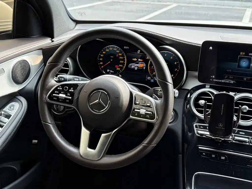 Mercedes-Benz GLC 2022 — фото 12