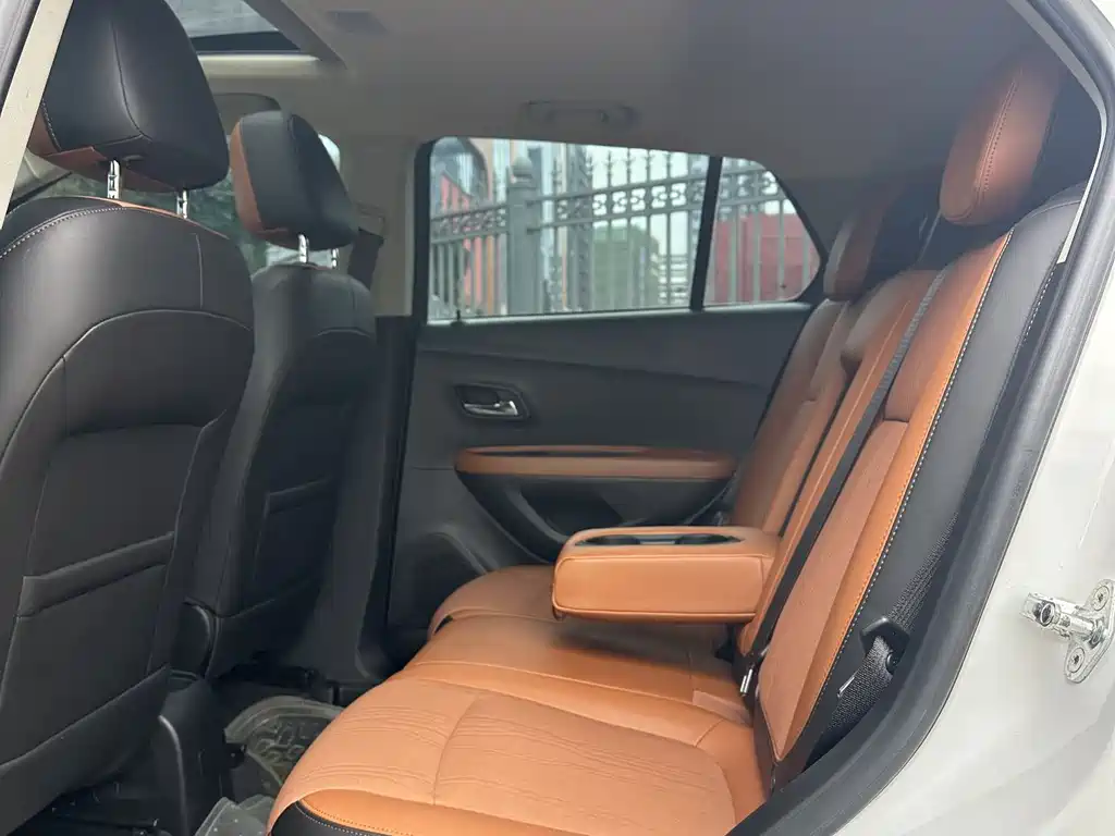 Chevrolet Trax 2016 — фото 13