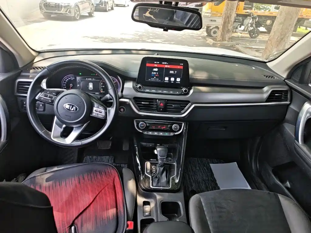 Kia Sportage 2021 — фото 10