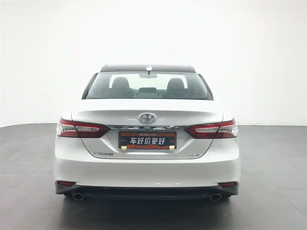 Toyota Camry 2020 — фото 4