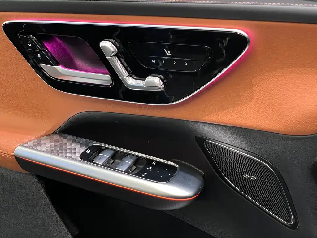 Mercedes-Benz GLC 2023 — фото 26