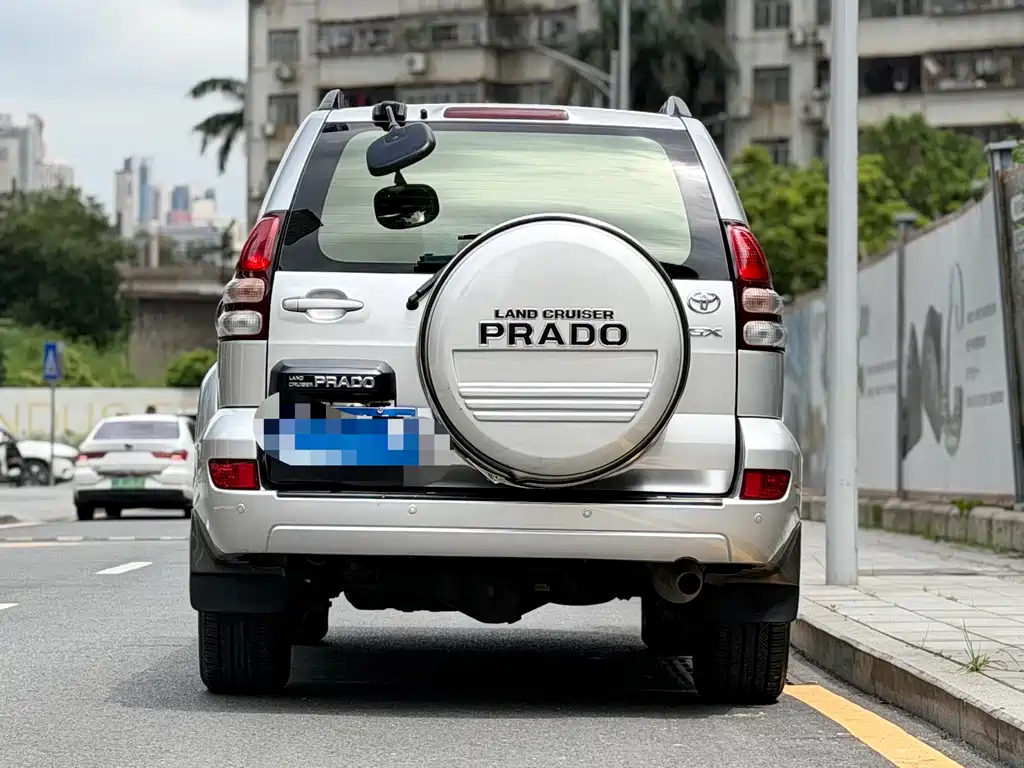 Toyota Prado 2007 — фото 10