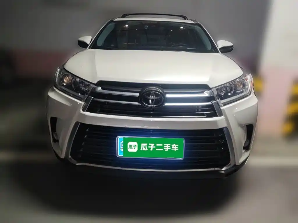 Toyota Highlander 2020 — фото 24