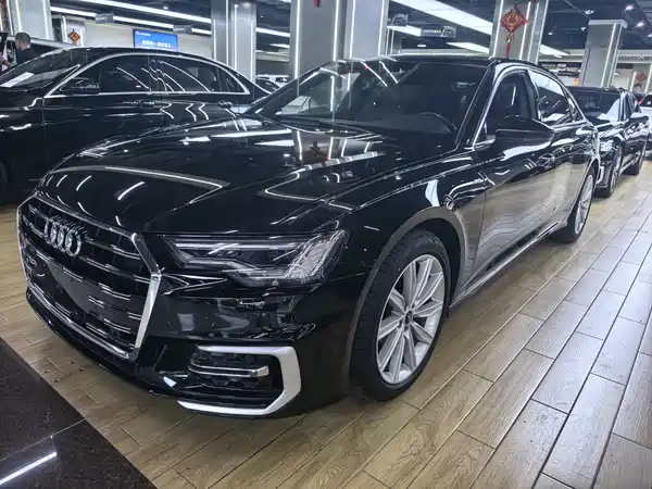 Audi A6L 2022