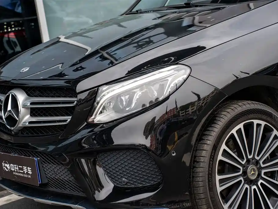 Mercedes-Benz GLE 2018 — фото 19