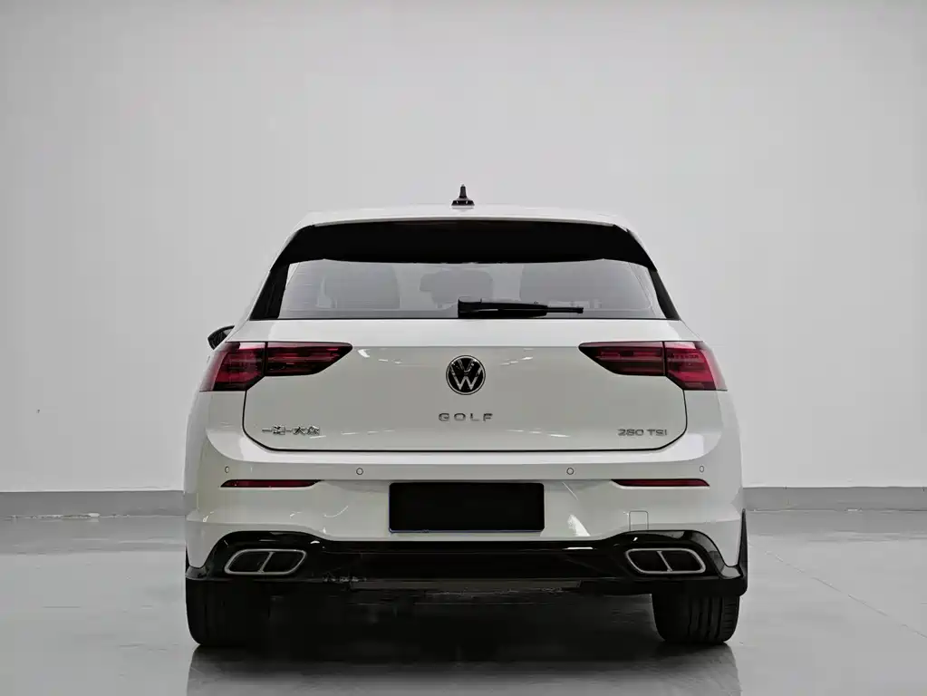 Volkswagen Golf 2023