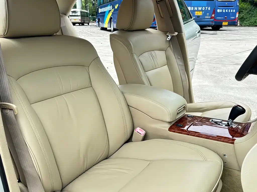 Toyota Crown 2005 — фото 10