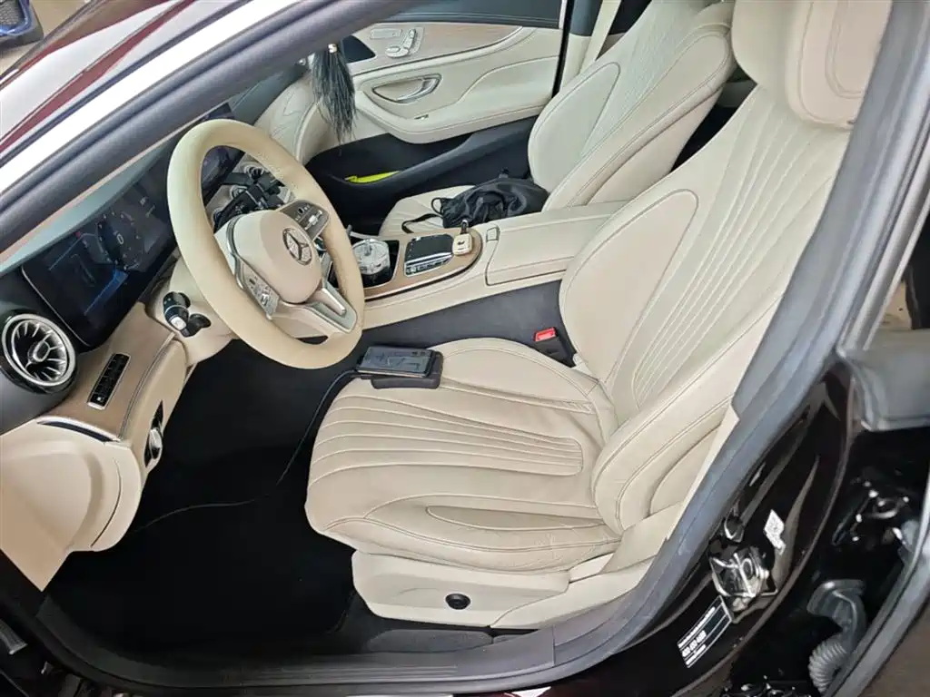 Mercedes-Benz CLS 2019 — фото 15