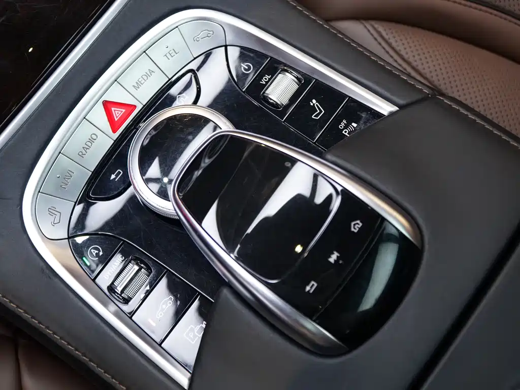 Mercedes-Benz S-Class 2018 — фото 19