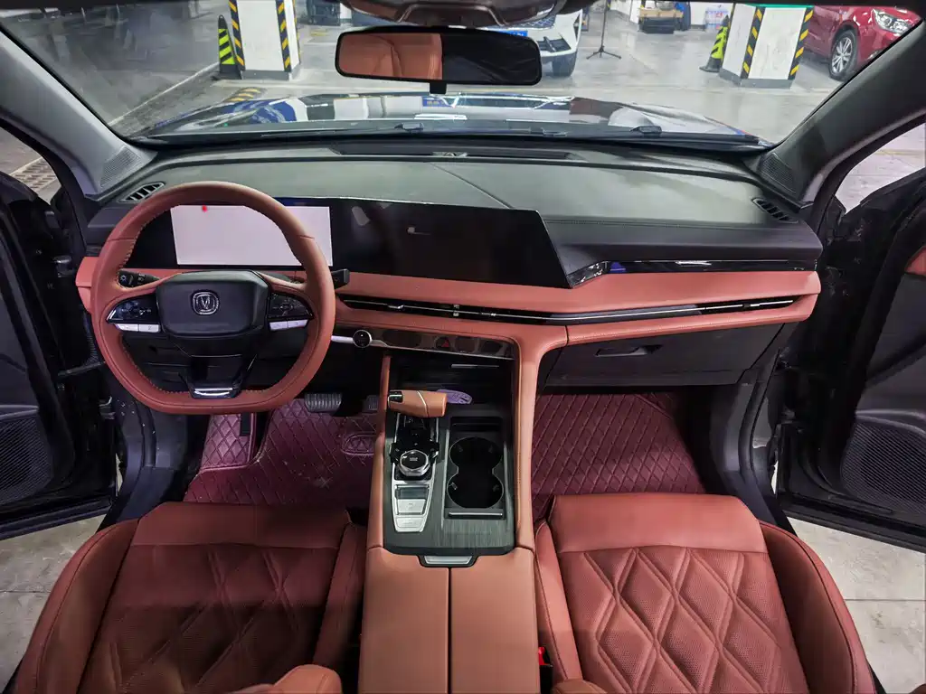 Changan CS75 PLUS 2024 — фото 12