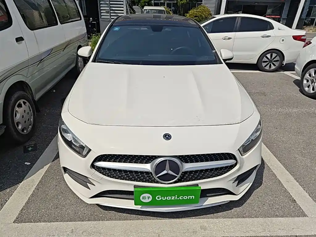 Mercedes-Benz A-Class 2020 — фото 3